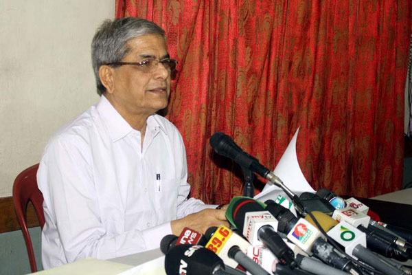 ‘বাংলাদেশে গণতন্ত্রের লেশ মাত্র নেই’