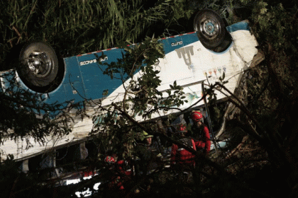 মেক্সিকোয় বাস দুর্ঘটনায় ১৭ চার্চ সদস্য নিহত