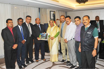 প্রধানমন্ত্রীর সঙ্গে রিয়াদ প্রবাসী বিশিষ্টজনদের সৌজন্য সাক্ষাৎ