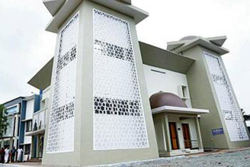 প্রতিবন্ধীদের জন্য বিশেষ মসজিদ!
