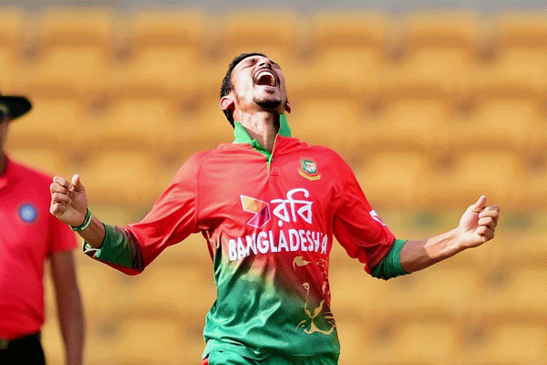 ব্রুমের পর ল্যাথামকেও ফেরালেন নাসির