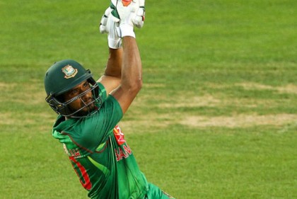 
নতুন মাইলফলকে মাহমুদুল্লাহ