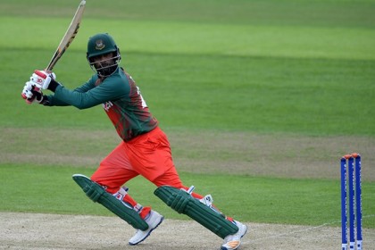 তামিমের দুর্দান্ত সেঞ্চুরি