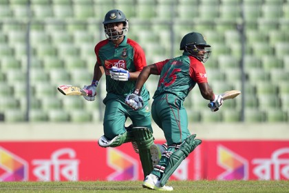 বড় সংগ্রহের পথে বাংলাদেশ