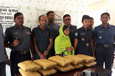 ভৈরবে ১৫ কেজি গাঁজাসহ আটক ২
