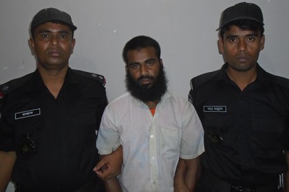 
নীলফামারীতে জেএমবি সদস্য আটক
