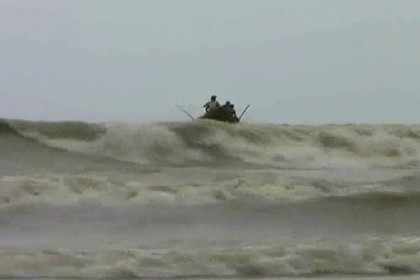 সাগরে ৭১ মাঝি-মাল্লাসহ ছয় ট্রলার নিখোঁজ