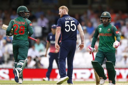 ইংলিশদের ৩০৬ রানের টার্গেট দিল টাইগাররা