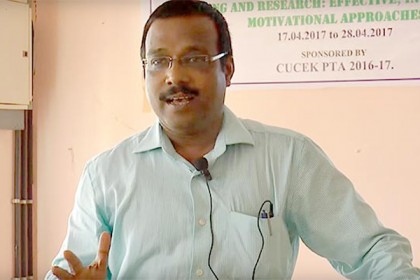 বানর থেকে আসেনি মানুষ, দাবি ভারতীয় অধ্যাপকের! (ভিডিও)