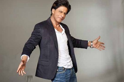 টুইট করে ভক্তদের কি অনুরোধ জানালেন শাহরুখ!