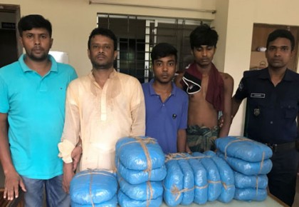 চৌদ্দগ্রামে ১৫ কেজি গাঁজাসহ আটক ৩