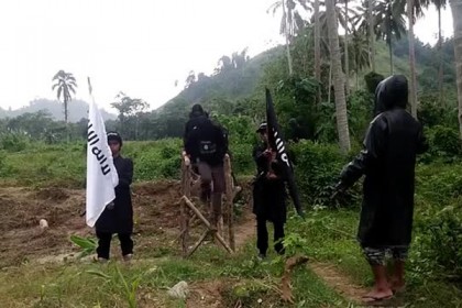 ফিলিপাইনে গড়ে উঠেছে আইএসের শক্তিশালী ঘাঁটি
