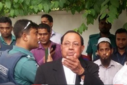 রাতে ফুটপাতে শুয়ে থাকবো : মওদুদ
