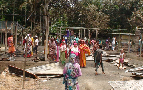 পঞ্চগড়ে ১৬ পরিবারের ৫০ ঘর পুড়ে ছাই