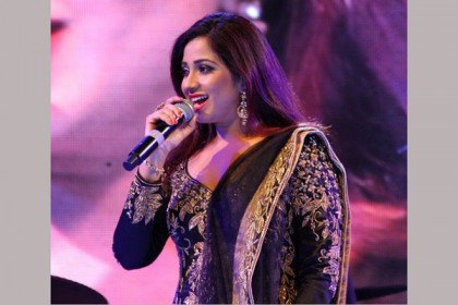 জেনে নিন শ্রেয়া ঘোষালদের ১টি গানের পারিশ্রমিক কত?