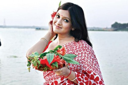 আয়নাবাজির দুই নাটকে কণ্ঠশিল্পী সিঁথি সাহা