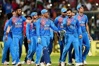 টস জিতে ফিল্ডিংয়ে ভারত 