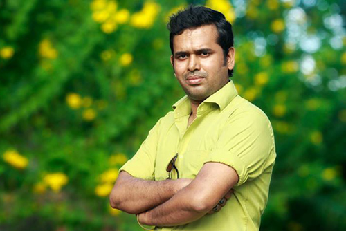 ঈদে অনুরূপ আইচের 'নাচ পাগলা'