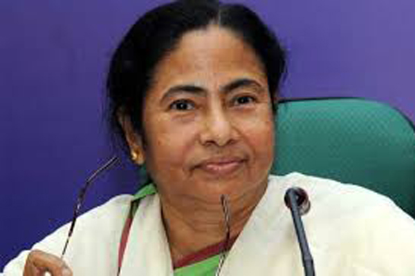 পরের বাড়িতে বাসন মাজতে রাজি মমতা! 