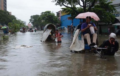 ফের পানির নিচে চট্টগ্রাম   