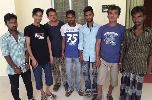 মির্জাপুরে পৌর কাউন্সিলরসহ ৭ জনকে মাদকসহ গ্রেফতার