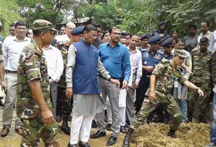 'পাহাড় ধসে ক্ষতিগ্রস্ত পরিবারগুলোকে সহায়তা দেওয়া হবে'