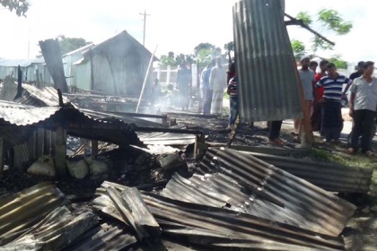 মাদারীপুরের কালকিনিতে ৩টি দোকানে অগ্নিসংযোগ 