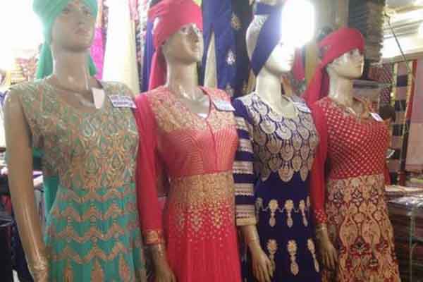 ঈদ পোশাকে হুররাম-বাহুবলীর কদর বাড়ছে