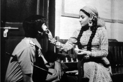 যেভাবে জয়ার প্রেমে পড়েন অমিতাভ