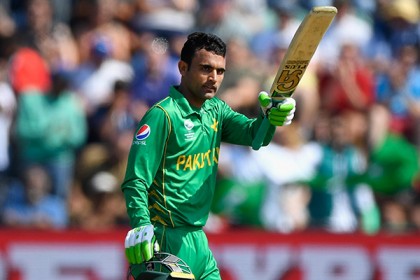 পাকিস্তানের নতুন ত্রাতা এখন ফাখার জামান