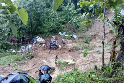ফের খাগড়াছড়িতে পাহাড় ধসে ২ ভাই নিহত 