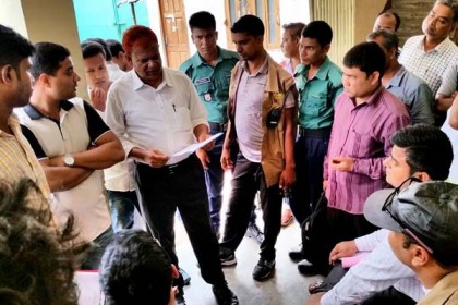 রাজশাহীতে অস্বাস্থ্যকর পরিবেশে খাদ্যদ্রব্য উৎপাদনের দায়ে জরিমানা