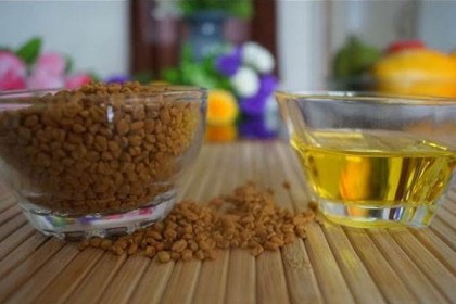 সকালে খালি পেটে এক গ্লাস মেথির পানি