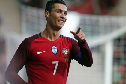 ১০০ কোটি ইউরোতে রোনালদোকে ছাড়তে পারে রিয়াল