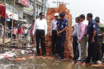 মহাসড়কে পুলিশের সাথে নেতাকর্মীদেরও থাকার নির্দেশ কাদেরের