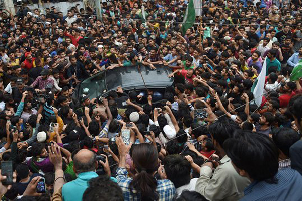 চ্যাম্পিয়ন্স ট্রফি জয়ের আনন্দে গুলিতে নিহত পাকিস্তানি কিশোর