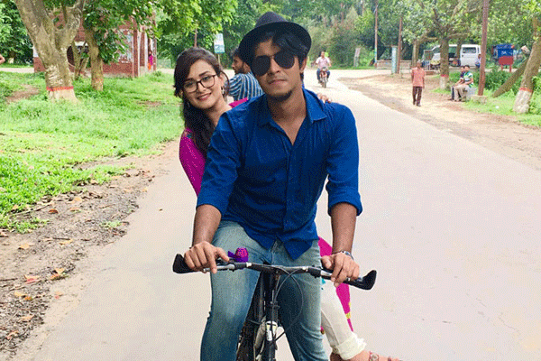 ঈদে তৌসিফ-নাদিয়ার ‘স্প্রিং রেইন’