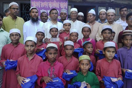 'জঙ্গিবাদের বিরুদ্ধে আলেম সমাজকে ঐক্যবদ্ধ থাকতে হবে'