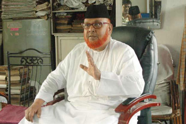ঈদের নামাজ পড়ানো নিয়ে দোটানায় ইমাম বরকতি