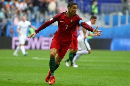 গ্রুপ চ্যাম্পিয়ন হয়েই শেষ চারে পর্তুগাল