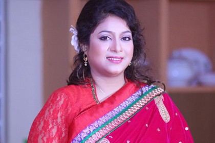 অস্ট্রেলিয়া থেকে দেশে ফিরেছেন শাবনূর