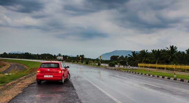 গাড়ির হাওয়াতে চলবে উইন্ড মিল, জ্বলবে আলো