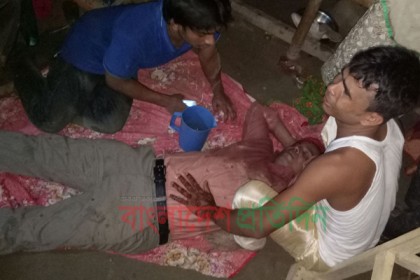 বিয়ে বাড়িতে খাবার নিয়ে বর-কনে পক্ষের সংঘর্ষ, আহত ২০