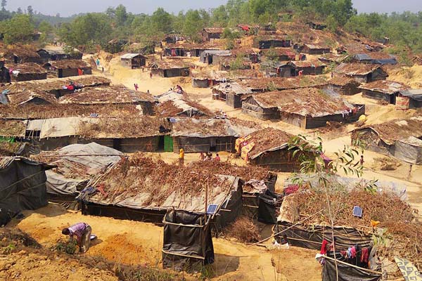 খুন-গুম-অপহরণ আতংকে উখিয়ার রোহিঙ্গা বস্তি ও স্থানীয়রা