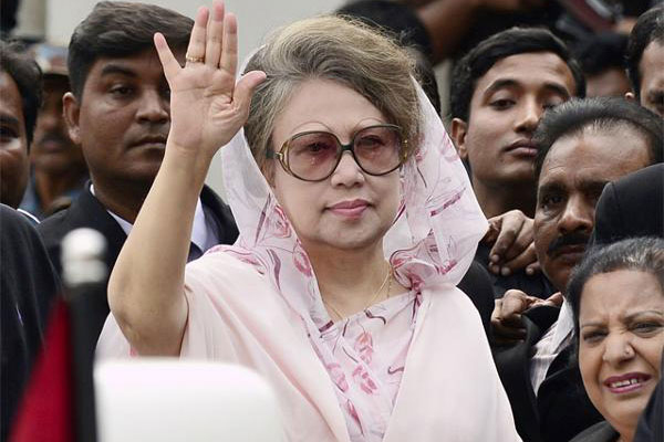 পুনঃতদন্ত চেয়ে খালেদা জিয়ার আবেদন খারিজ 