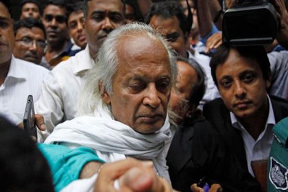 বাসা থেকে বের হওয়ার আগে এক নারীর ফোন পান ফরহাদ মজহার!