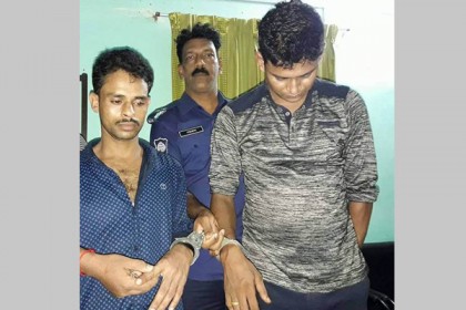 বরিশালে ইয়াবাসহ কনস্টেবল আটক