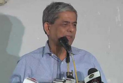 ঠাকুরগাঁওয়ে নেতাকর্মীদের কষ্টে কাঁদলেন মির্জা ফখরুল