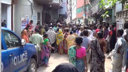 নরসিংদীতে দিনদুপুরে ডাকাতি, গৃহবধূকে গলাকেটে হত্যা 