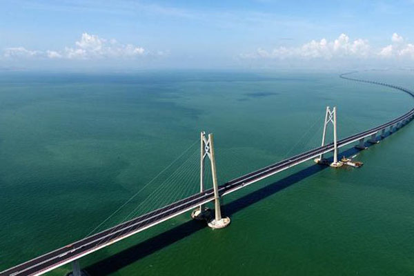 বিশ্বের দীর্ঘতম অত্যাধুনিক সামুদ্রিক ব্রিজ